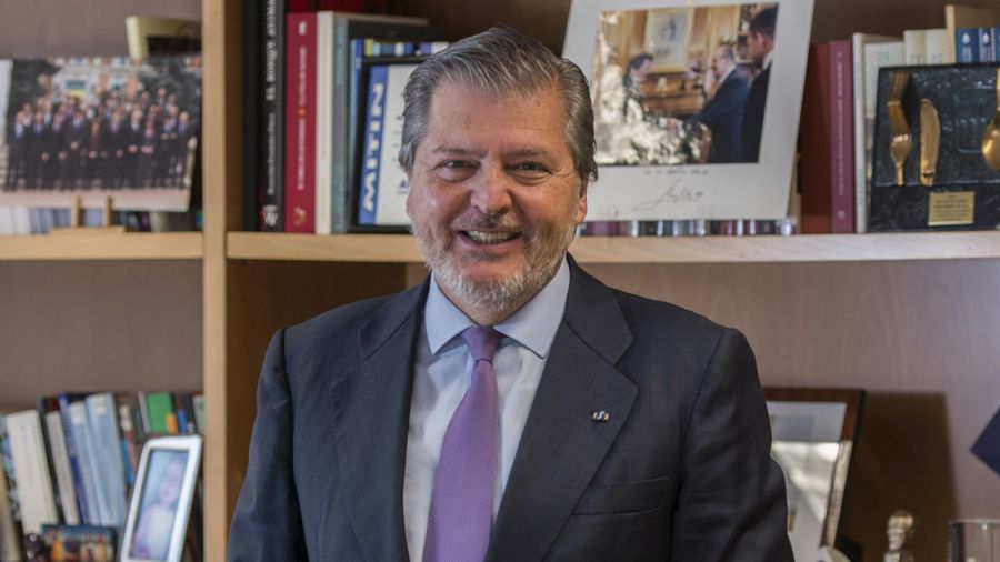 Los editores de prensa solicitan ‘audiencia’ para hablar con Íñigo Méndez de Vigo