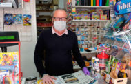 Trabajadores indispensables que cada día hacen frente al COVID-19: José Gil, quiosquero